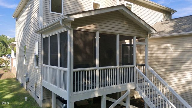 214 Hawkesburg Drive, Clayton, NC 27527