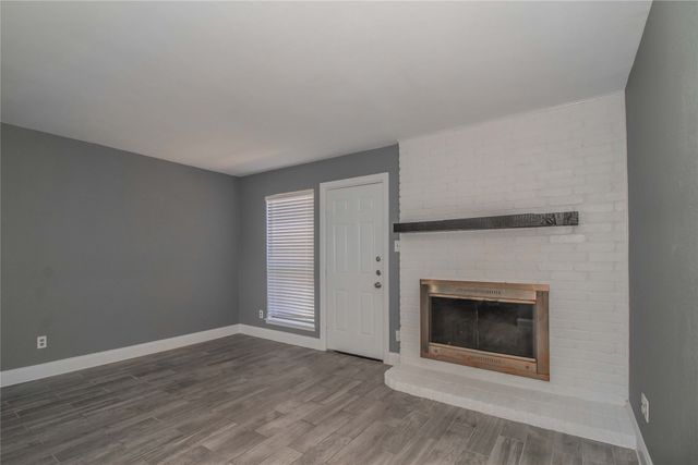 7604 Chapin Road C, Fort Worth, TX 76116