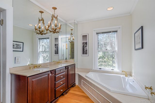 9 Tory Connecticut Lane, Call Listing Agent, CT 06470