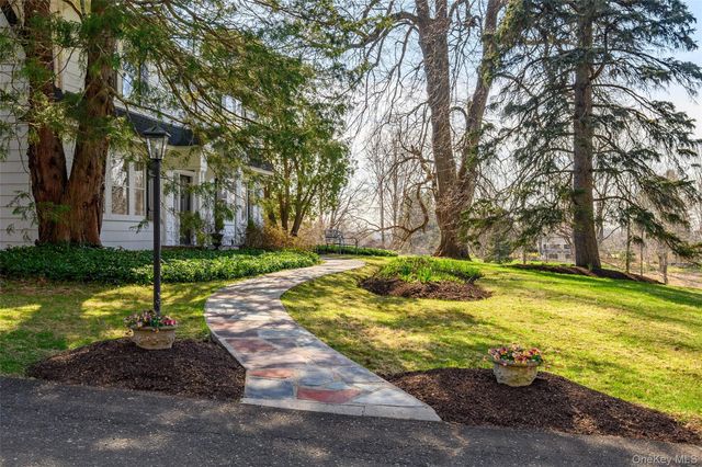 9 Tory Connecticut Lane, Call Listing Agent, CT 06470