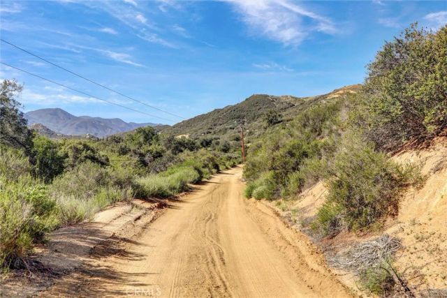 2 Decker Canyon Road, Ortega Mountain, CA 92530