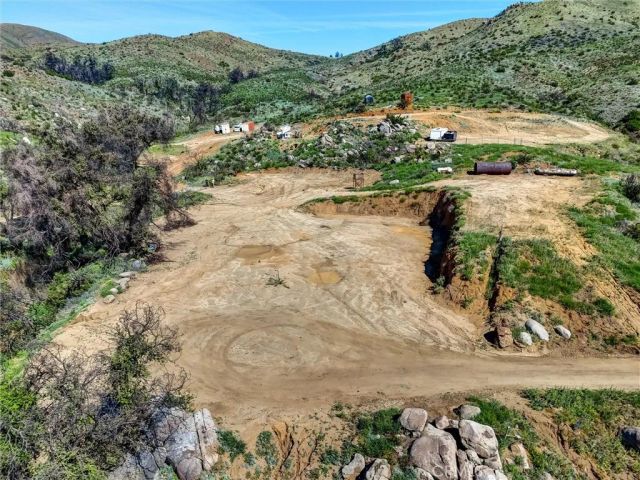 2 Decker Canyon Road, Ortega Mountain, CA 92530