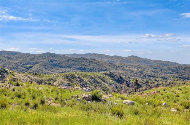 2 Decker Canyon Road, Ortega Mountain, CA 92530
