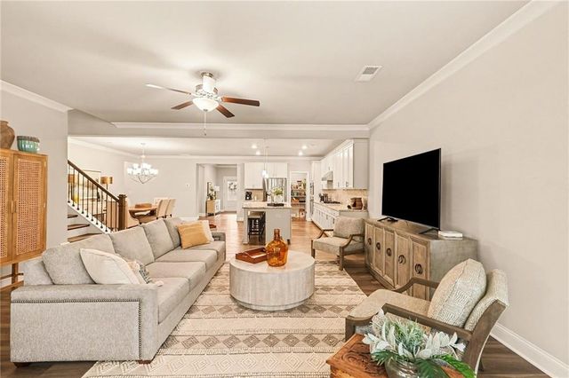 555 Timberbrook Drive, Sharpsburg, GA 30277