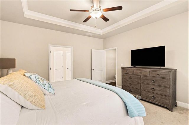 555 Timberbrook Drive, Sharpsburg, GA 30277