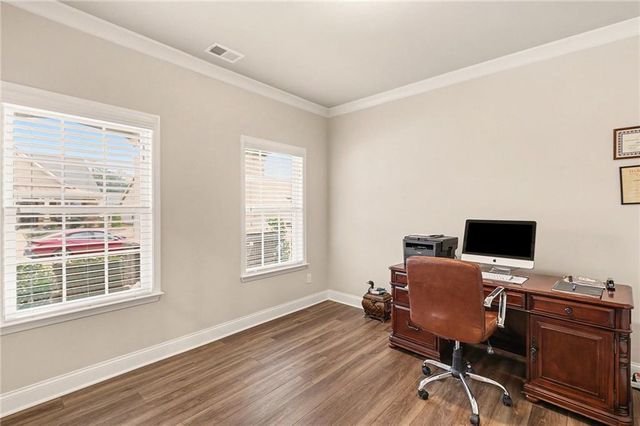 555 Timberbrook Drive, Sharpsburg, GA 30277