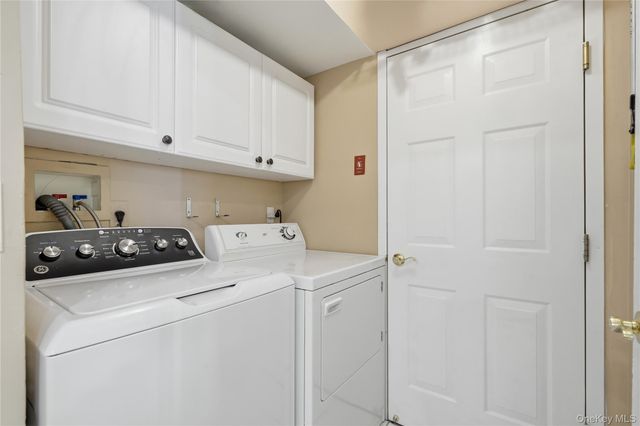 907 Altessa Boulevard, Melville, NY 11747