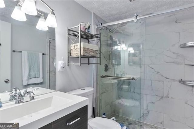 8 Arpege Way NW, Atlanta, GA 30327