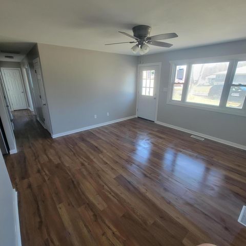 1348 S Illinois Street, Hobart, IN 46342