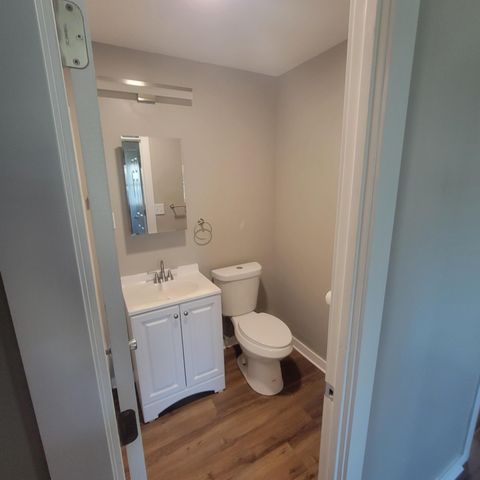 1348 S Illinois Street, Hobart, IN 46342