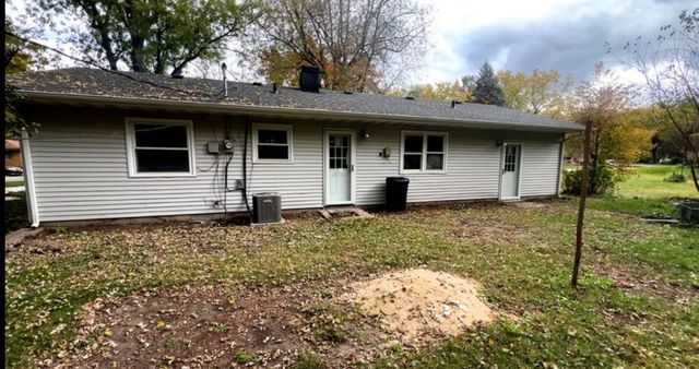 1348 S Illinois Street, Hobart, IN 46342