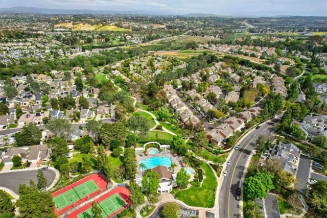 32 Silveroak, Aliso Viejo, CA 92656