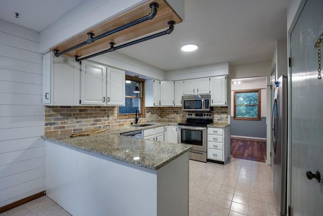 3442 Freedom Lane, Madison, WI 53718