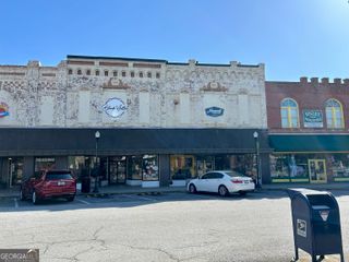 16 S Public Square, Elberton, GA 30635