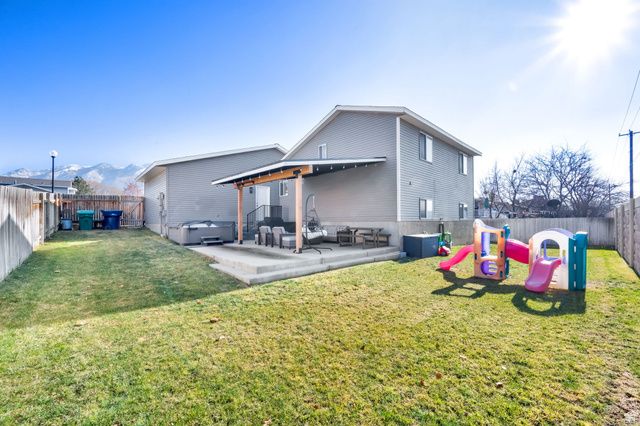 11062 S SANDY DUNES DR, Sandy, UT 84094
