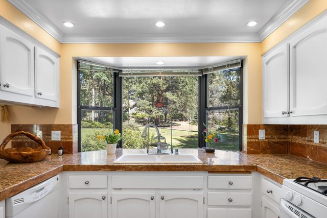 20430 Snowmass Court, Bend, OR 97702