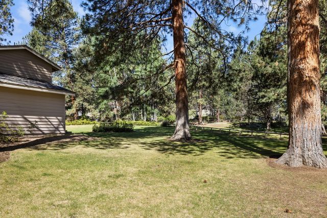 20430 Snowmass Court, Bend, OR 97702