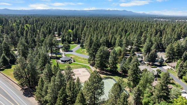 20430 Snowmass Court, Bend, OR 97702