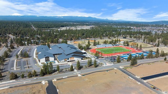 20430 Snowmass Court, Bend, OR 97702