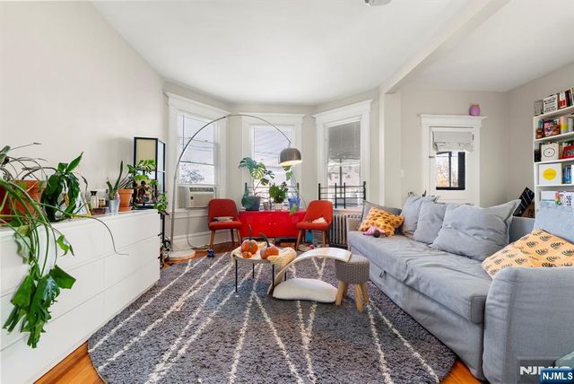 10 Almira Street, Bloomfield, NJ 07003