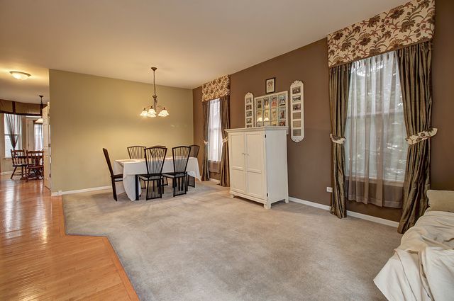 7207 YORKSHIRE Street, Joliet, IL 60431