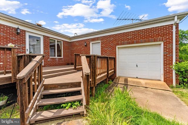 11889 CEMETERY RD, Remington, VA 22734