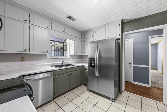 1320 Honey Creek Road SE, Conyers, GA 30013