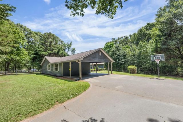 1320 Honey Creek Road SE, Conyers, GA 30013