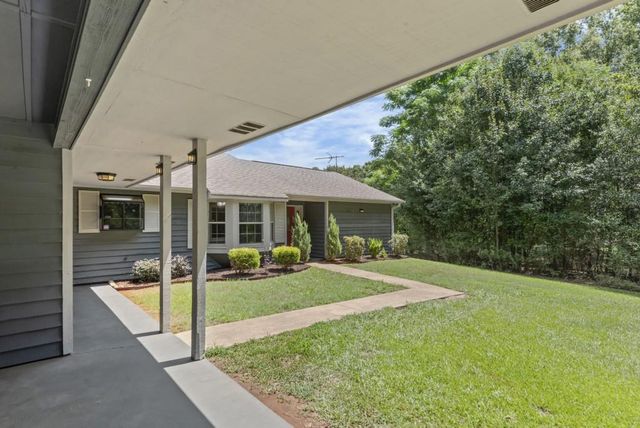 1320 Honey Creek Road SE, Conyers, GA 30013