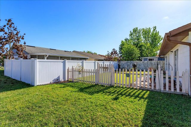 601 OAK MANOR CIRCLE, Orlando, FL 32825