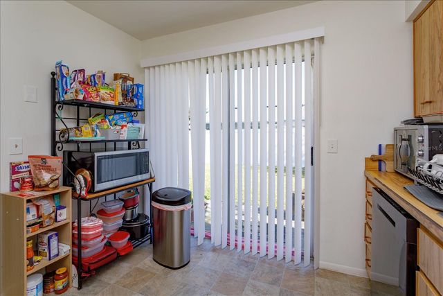 601 OAK MANOR CIRCLE, Orlando, FL 32825