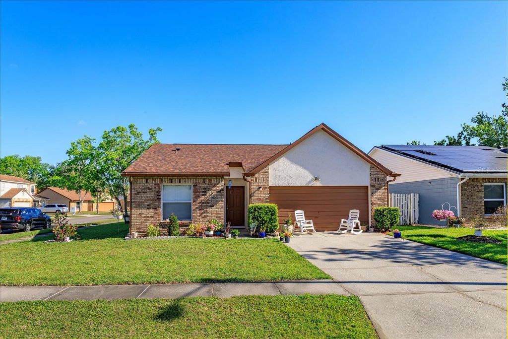 601 OAK MANOR CIRCLE, Orlando, FL 32825