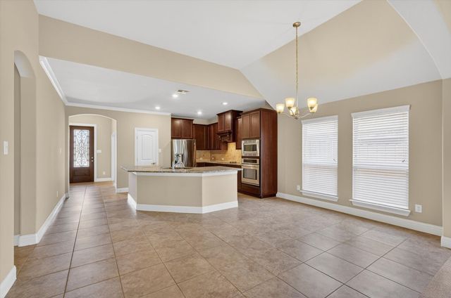 557 Lake Bluff Avenue, Oak Point, TX 75068