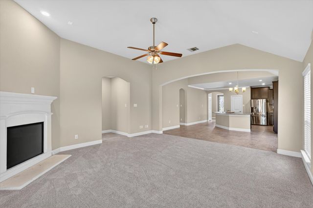 557 Lake Bluff Avenue, Oak Point, TX 75068