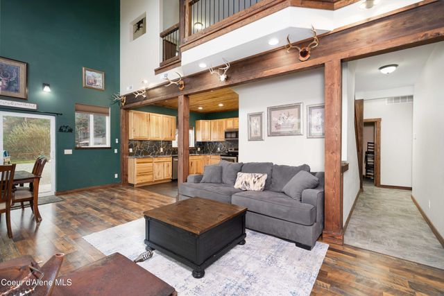 12251 W Blessing Hill RD, Post Falls, ID 83854