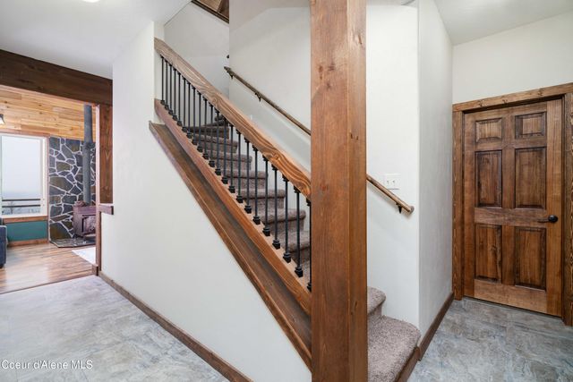 12251 W Blessing Hill RD, Post Falls, ID 83854