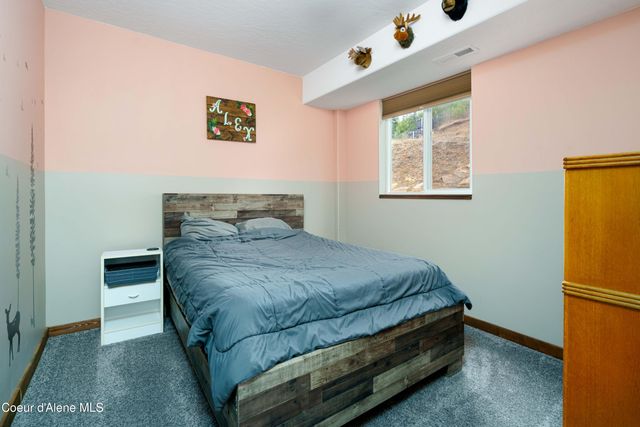 12251 W Blessing Hill RD, Post Falls, ID 83854