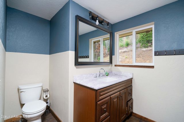 12251 W Blessing Hill RD, Post Falls, ID 83854