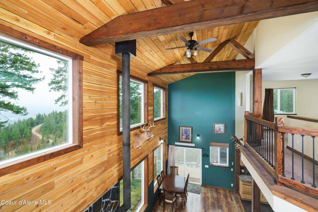 12251 W Blessing Hill RD, Post Falls, ID 83854