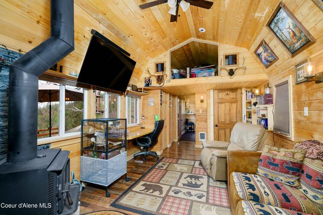 12251 W Blessing Hill RD, Post Falls, ID 83854