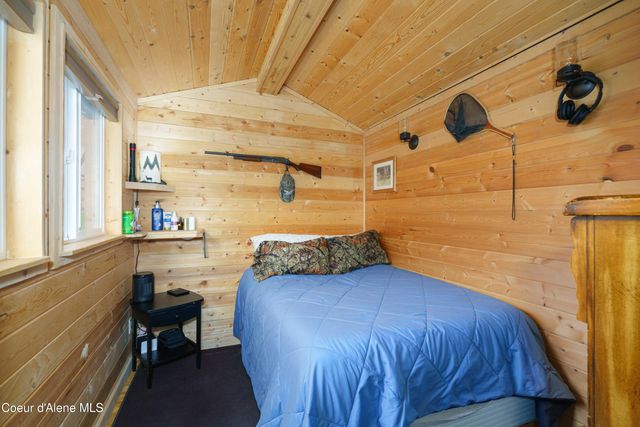 12251 W Blessing Hill RD, Post Falls, ID 83854