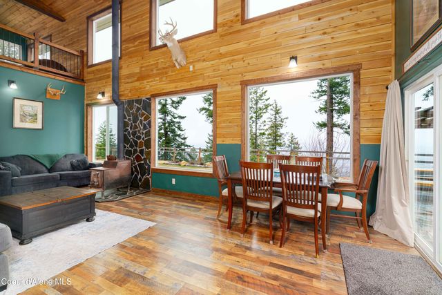 12251 W Blessing Hill RD, Post Falls, ID 83854