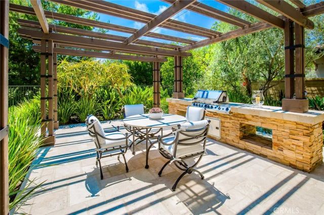 6 Gentle Breeze, Newport Coast, CA 92657