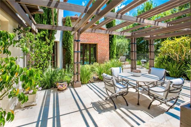 6 Gentle Breeze, Newport Coast, CA 92657