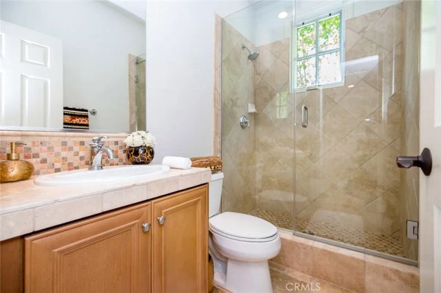6 Gentle Breeze, Newport Coast, CA 92657