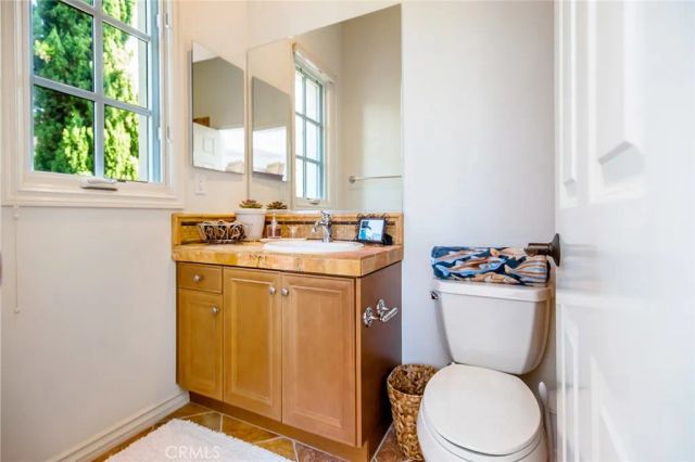 6 Gentle Breeze, Newport Coast, CA 92657