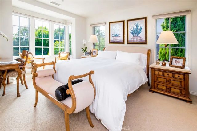 6 Gentle Breeze, Newport Coast, CA 92657