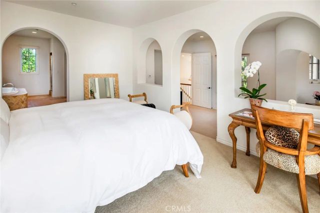 6 Gentle Breeze, Newport Coast, CA 92657