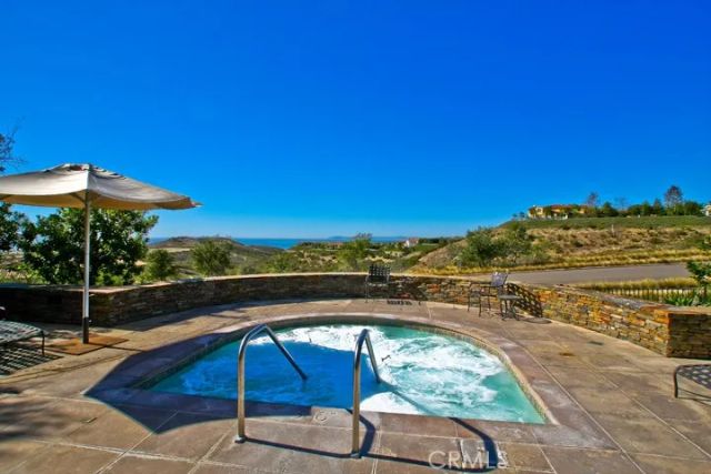 6 Gentle Breeze, Newport Coast, CA 92657