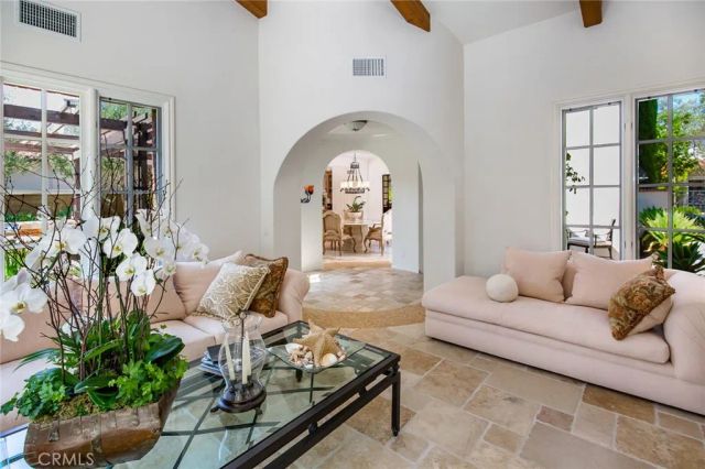 6 Gentle Breeze, Newport Coast, CA 92657